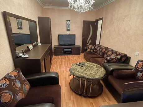 Elmlər Akademiyasında 3 otaqlı köhnə tikili mənzil satılır, 88 m², 207 000 AZN, şəkil 2 / 11