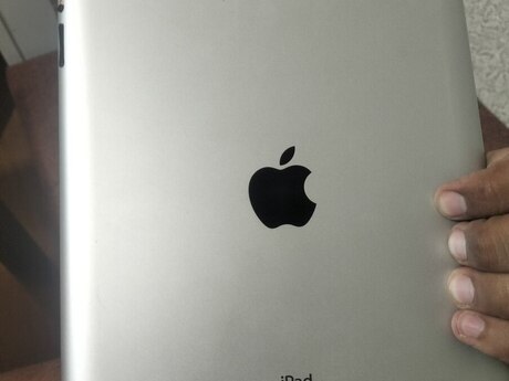 Apple iPad 2 (Model A1395) 