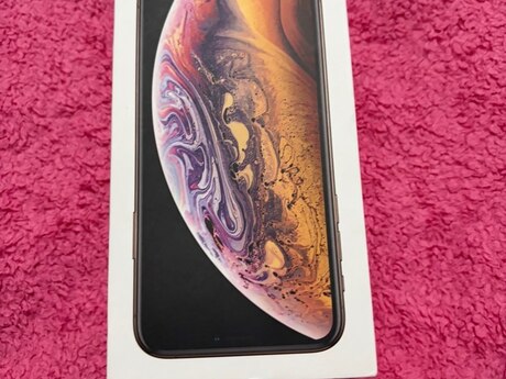 Apple iPhone qutusu