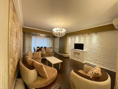 3-otaqlı yeni tikili kirayə verilir, Afiyəddin Cəlilov küç., 120 m²