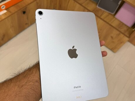 Apple iPad Air 11 inch 128 GB M2 