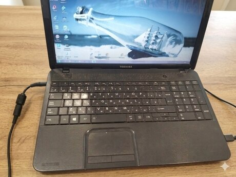 Noutbuk Toshiba