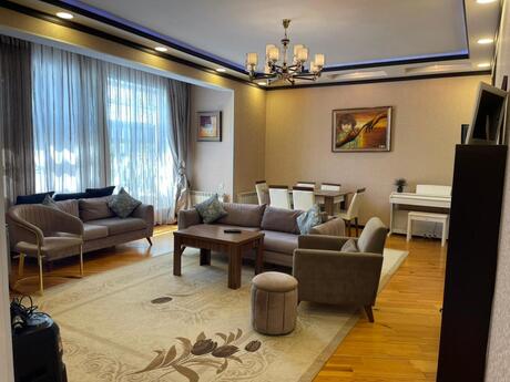 Villa kirayə verilir, Badamdar qəs.