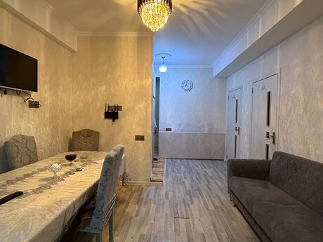 Qurtuluş 93 kompleksində 3 otaqlı yeni tikili mənzil satılır, 56 m², 78 000 AZN, şəkil 4 / 7