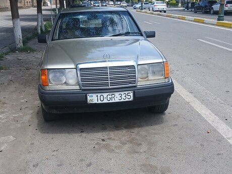 Mercedes 200 D, 1988 il