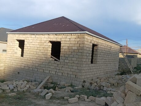 3 otaq · 90 m²
