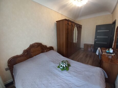 Продаётся 4-комнатная квартира в старом фонде, Azadlıq Prospekti, 85 м², 215 000 AZN, фото 4 / 12