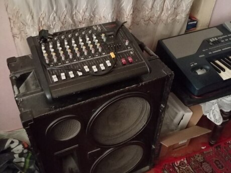 Səsgücləndirici və dinamik Səsgücləndirici və dinamik