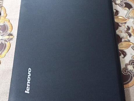 Noutbuk Lenovo 