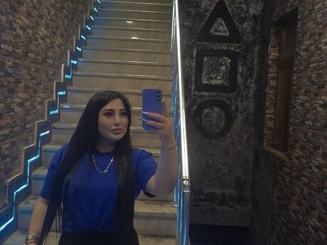 Ofisiant işi axtarıram Ofisiant işi axtarıram