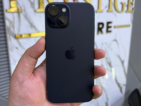 Apple iPhone 15 Black 128GB/6GB