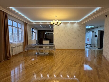 Продаётся 3-комнатная квартира в новостройке, ЖК Yeni Bakı, 148 м², 165 000 AZN, фото 2 / 12