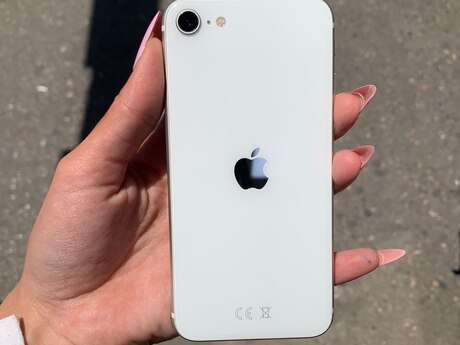 Apple iPhone SE Space Gray 64GB