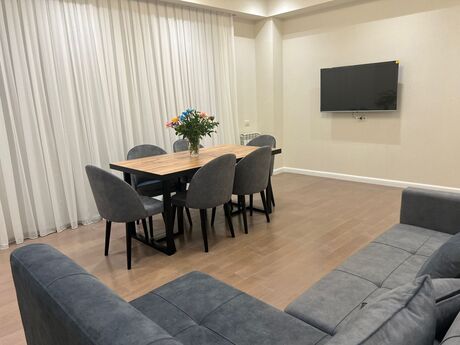2-otaqlı yeni tikili kirayə verilir, Yasamal r., 75 m² 2-otaqlı yeni tikili kirayə verilir, Yasamal r., 75 m²
