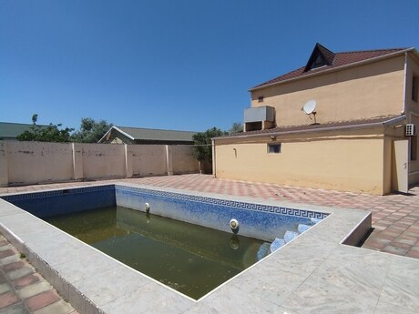 Görədildə 6 otaqlı həyət evi satılır, 480 m², 470 000 AZN, şəkil 2 / 12