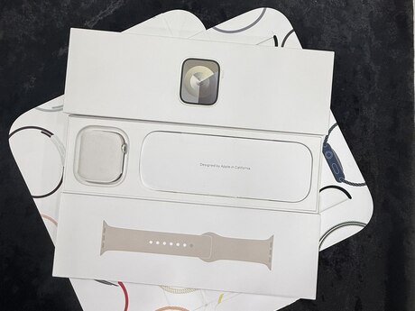 Apple Watch Series 9 Aluminum Starlight 45mm