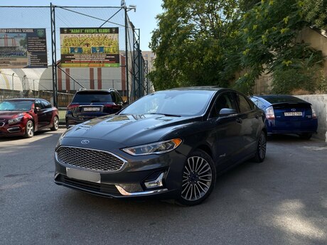Ford Fusion, 2017 il
