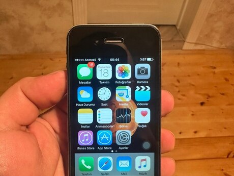 Apple iPhone 4S Black 16GB