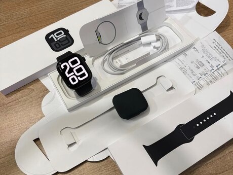 Apple Watch Series 10 Aluminum Jet Black 42mm