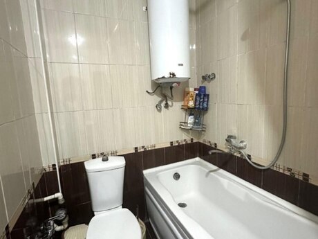Qurtuluş 93 kompleksində 2 otaqlı yeni tikili mənzil satılır, 60 m², 75 000 AZN, şəkil 3 / 9