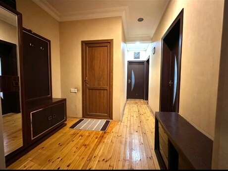 Qurtuluş 93 kompleksində 2 otaqlı yeni tikili mənzil satılır, 60 m², 75 000 AZN, şəkil 2 / 9