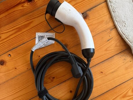 BYD adapteri