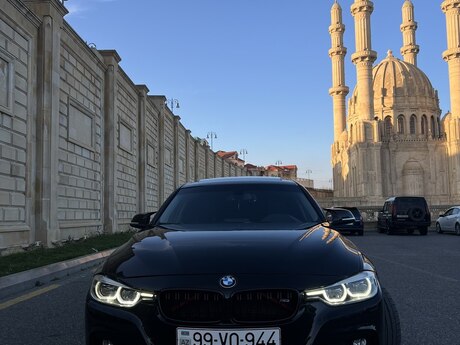 BMW 328, 2013 il
