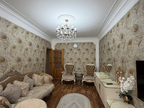 4-room old-build apartment for sale in Bakıxanov, 100 m², 255 000 AZN, photo 3 / 12