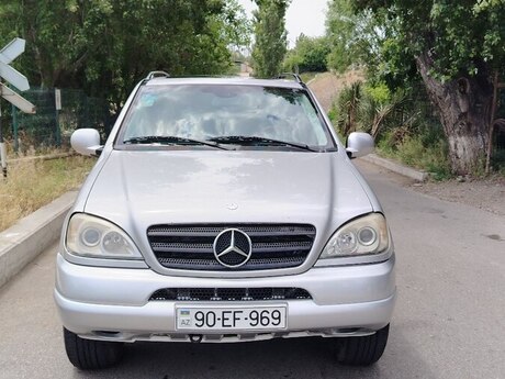 Mercedes ML 320, 2001 il