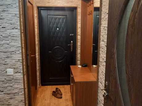 Qurtuluş 93 kompleksində 2 otaqlı yeni tikili mənzil kirayə verilir, 41 m², 300 AZN/ay, şəkil 2 / 7