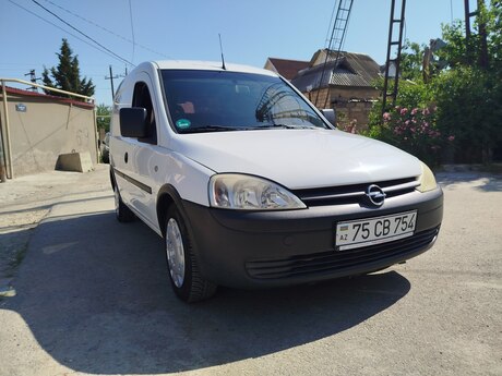 Opel Combo, 2010 icarəsi