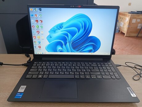 Noutbuk Lenovo
