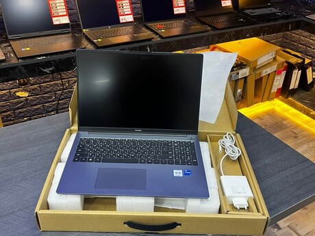 Huawei MateBook D16