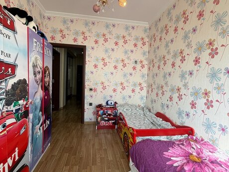 Qurtuluş 93 kompleksində 3 otaqlı yeni tikili mənzil satılır, 74 m², 80 000 AZN, şəkil 5 / 10