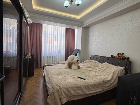 Qurtuluş 93 kompleksində 2 otaqlı yeni tikili mənzil satılır, 69 m², 99 000 AZN, şəkil 5 / 12
