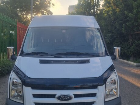 Ford Transit, 2010 il Ford Transit, 2010 il