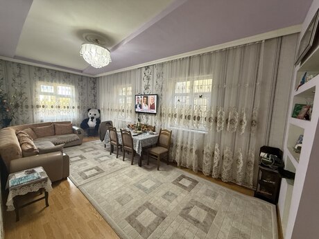 4 otaqlı ev, 150 m², Ceyranbatan, 119 800 AZN