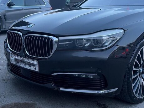 BMW G11 ön buferi