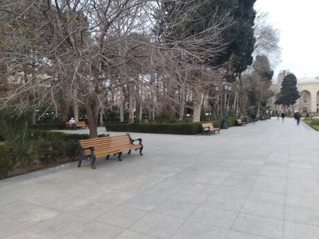 3-otaqlı mənzil kirayə verilir, 28 May m., 90 m²