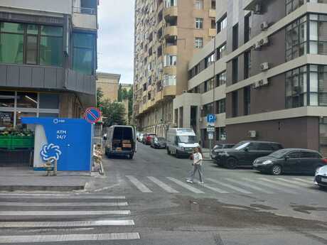 3-otaqlı yeni tikili, Nizami m., 129 m²