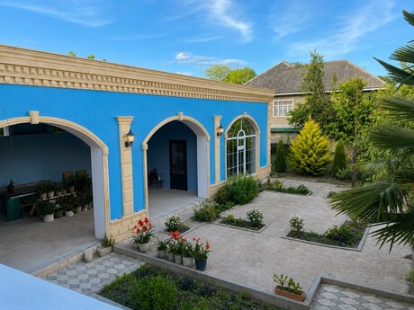 Həyət evi, Oğuz r.