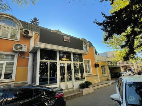 Commercial space · 290 m², Xalqlar Dostluğu