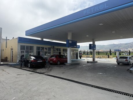 Commercial space · 200 m², Salyan şossesi