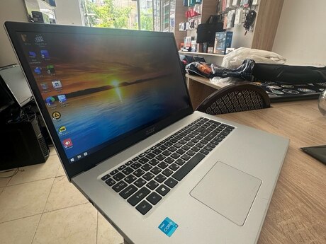 Noutbuk Acer