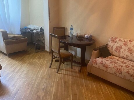 3-otaqlı mənzil kirayə verilir, Memar Əcəmi m., 70 m² 3-otaqlı mənzil kirayə verilir, Memar Əcəmi m., 70 m²