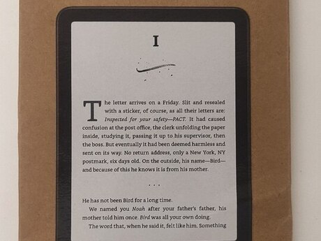 Amazon Kindle Paperwhite 12 (12-ci nəsil)
