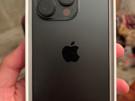 Apple iPhone 16 Pro Black Titanium 128GB/8GB