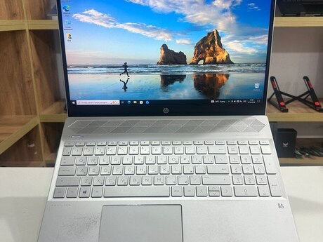 Noutbuk HP Pavilion 15