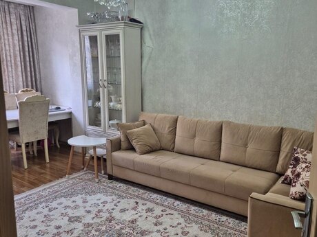 2-otaqlı mənzil, 5-ci mkr., 55 m²