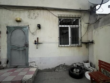 Həyət evi kirayə verilir, Qara Qarayev m.